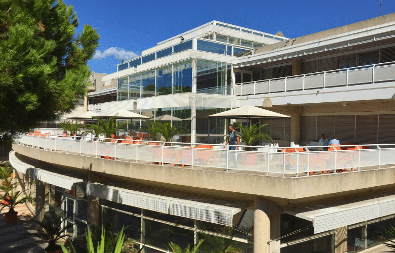 Data ScienceTech Institute (DSTI)